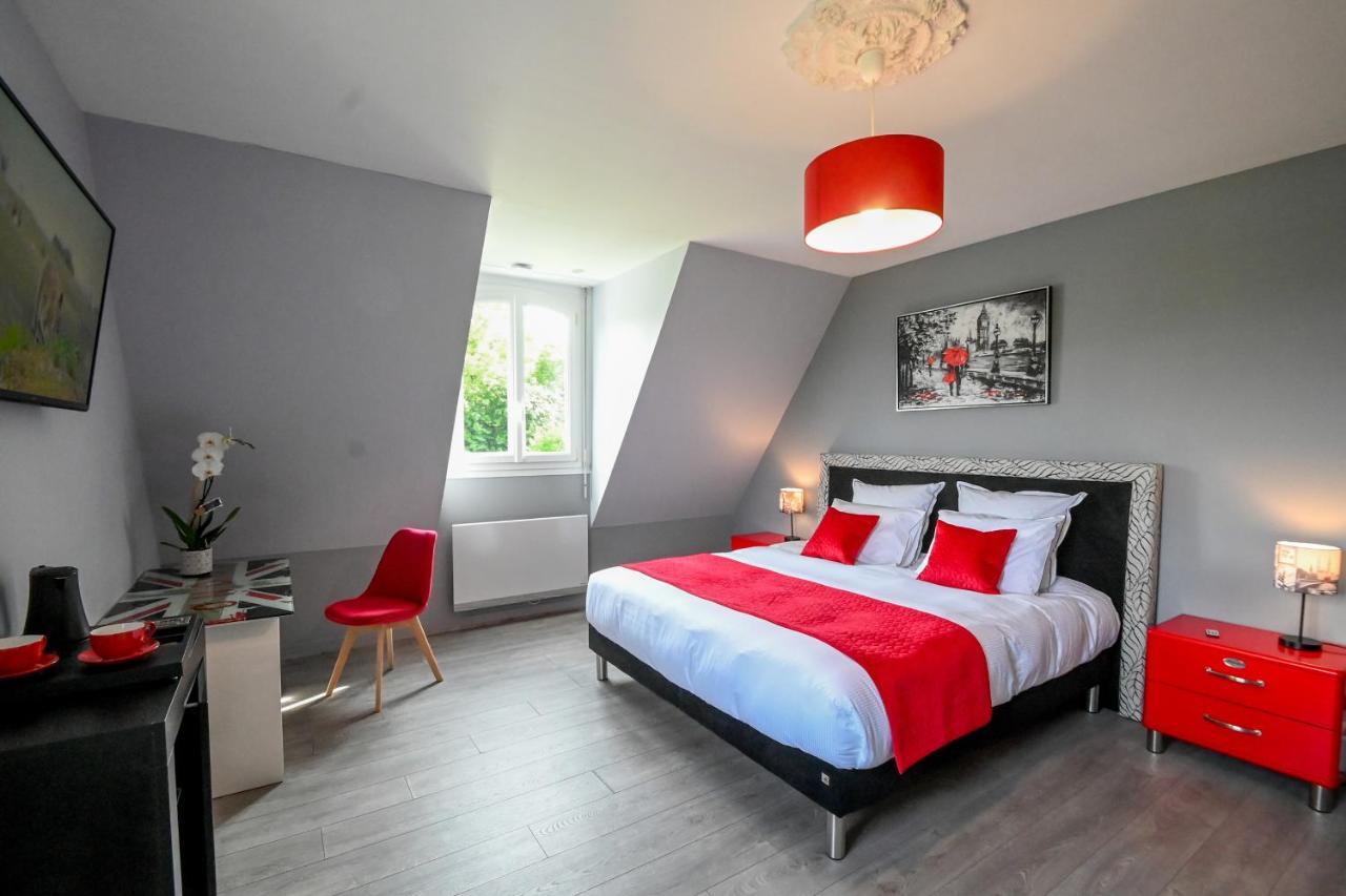Bed and Breakfast La Fontaine Dort Tessy-sur-Vire Экстерьер фото