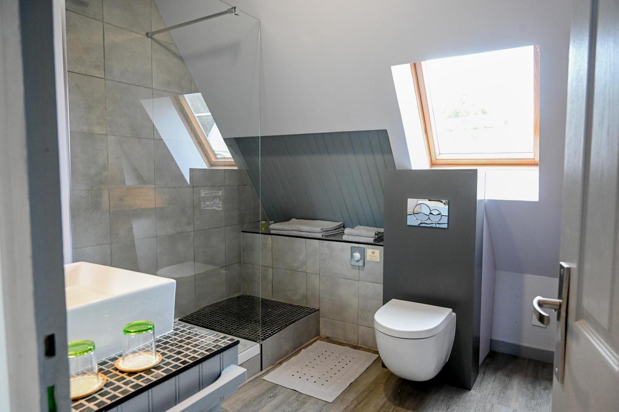Bed and Breakfast La Fontaine Dort Tessy-sur-Vire Экстерьер фото